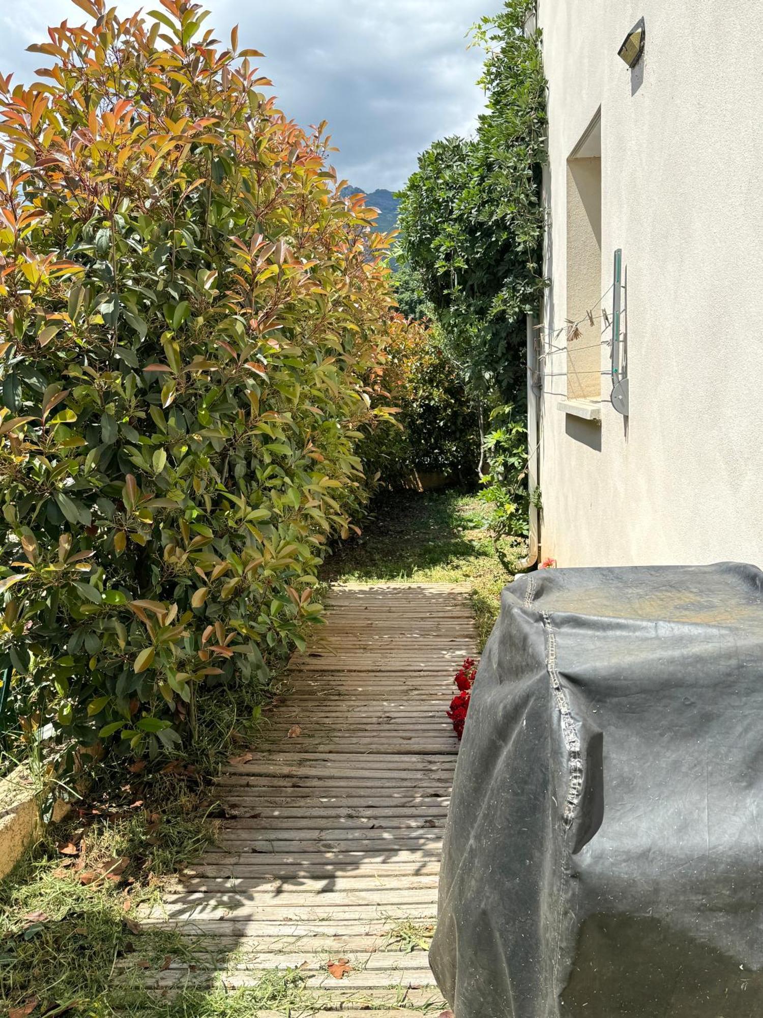 Jolie Maison Borgo Trois Chambres Trois Salles De Bain Esterno foto