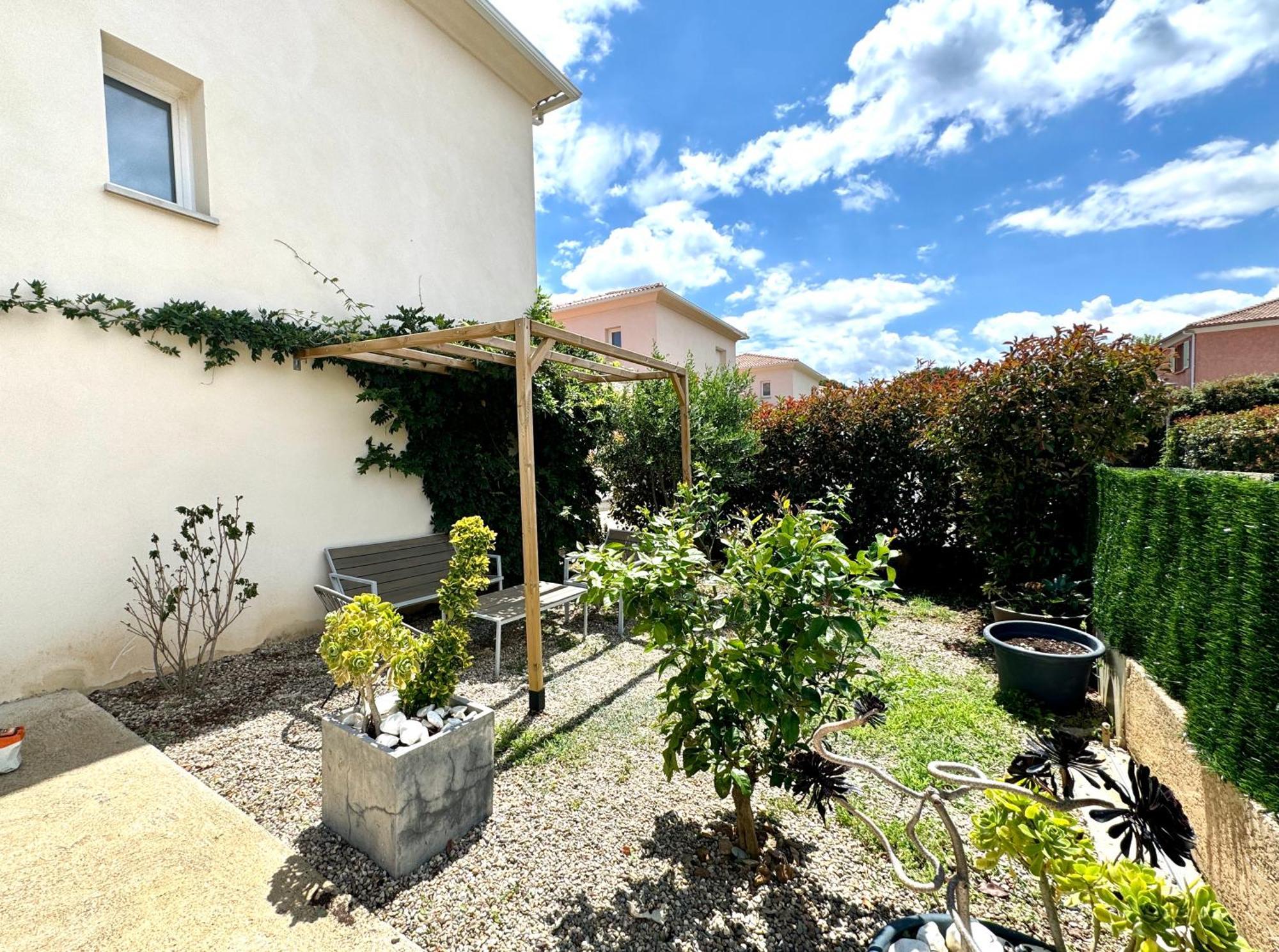 Jolie Maison Borgo Trois Chambres Trois Salles De Bain Esterno foto