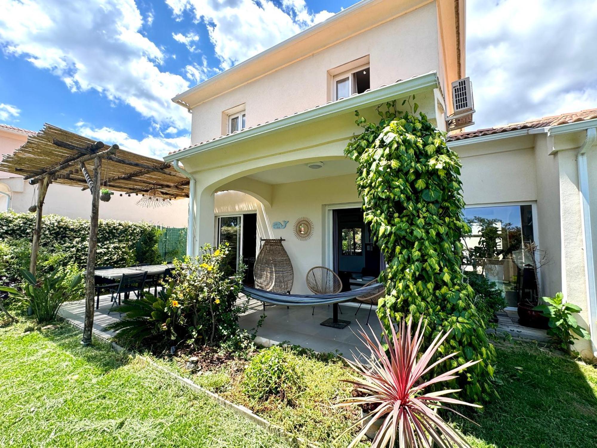 Jolie Maison Borgo Trois Chambres Trois Salles De Bain Esterno foto