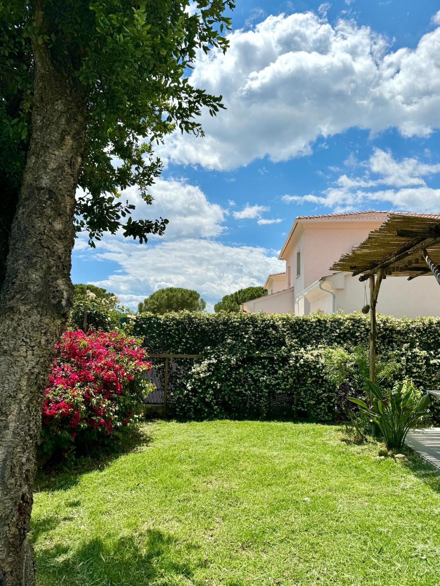 Jolie Maison Borgo Trois Chambres Trois Salles De Bain Esterno foto