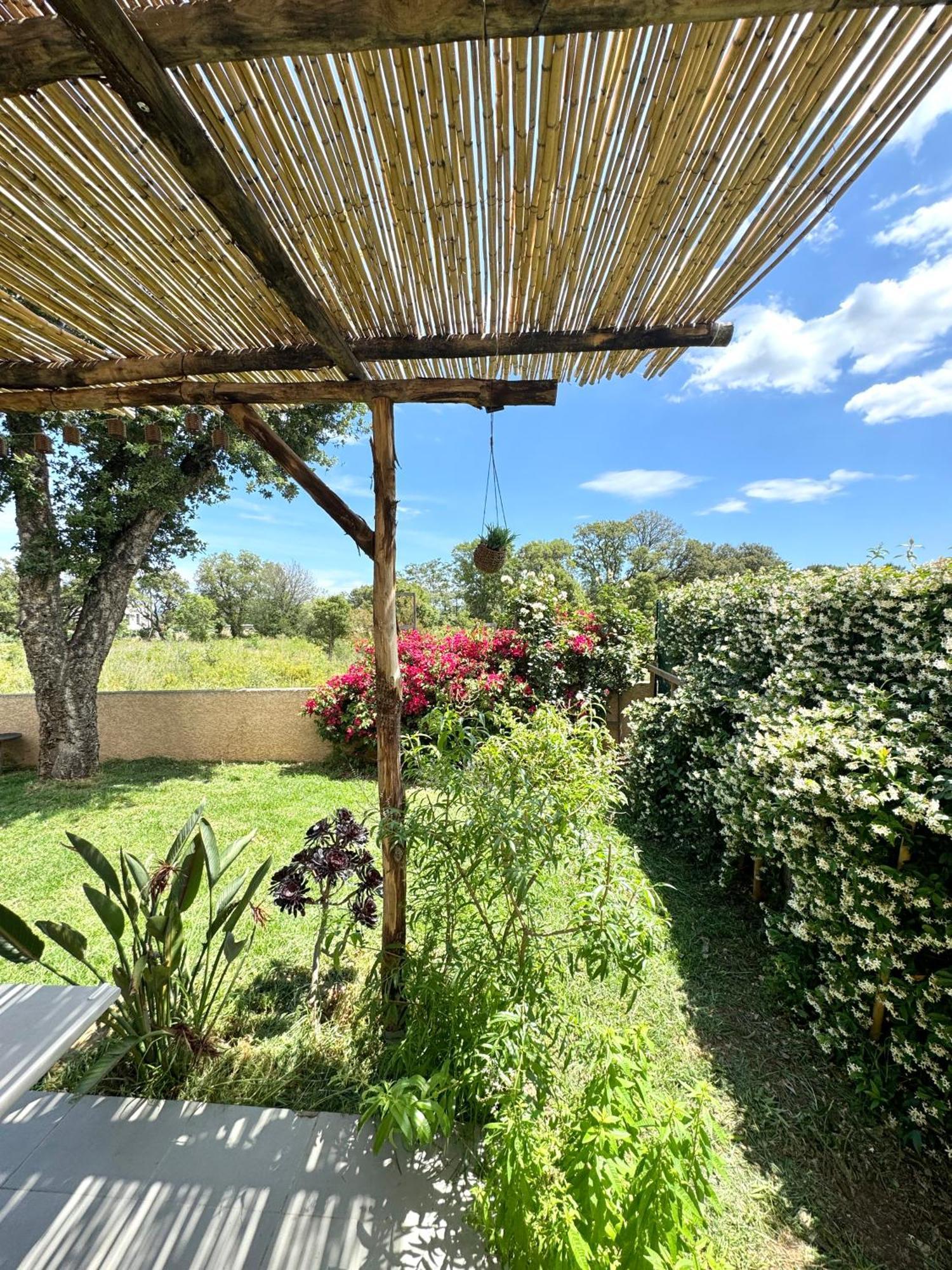 Jolie Maison Borgo Trois Chambres Trois Salles De Bain Esterno foto